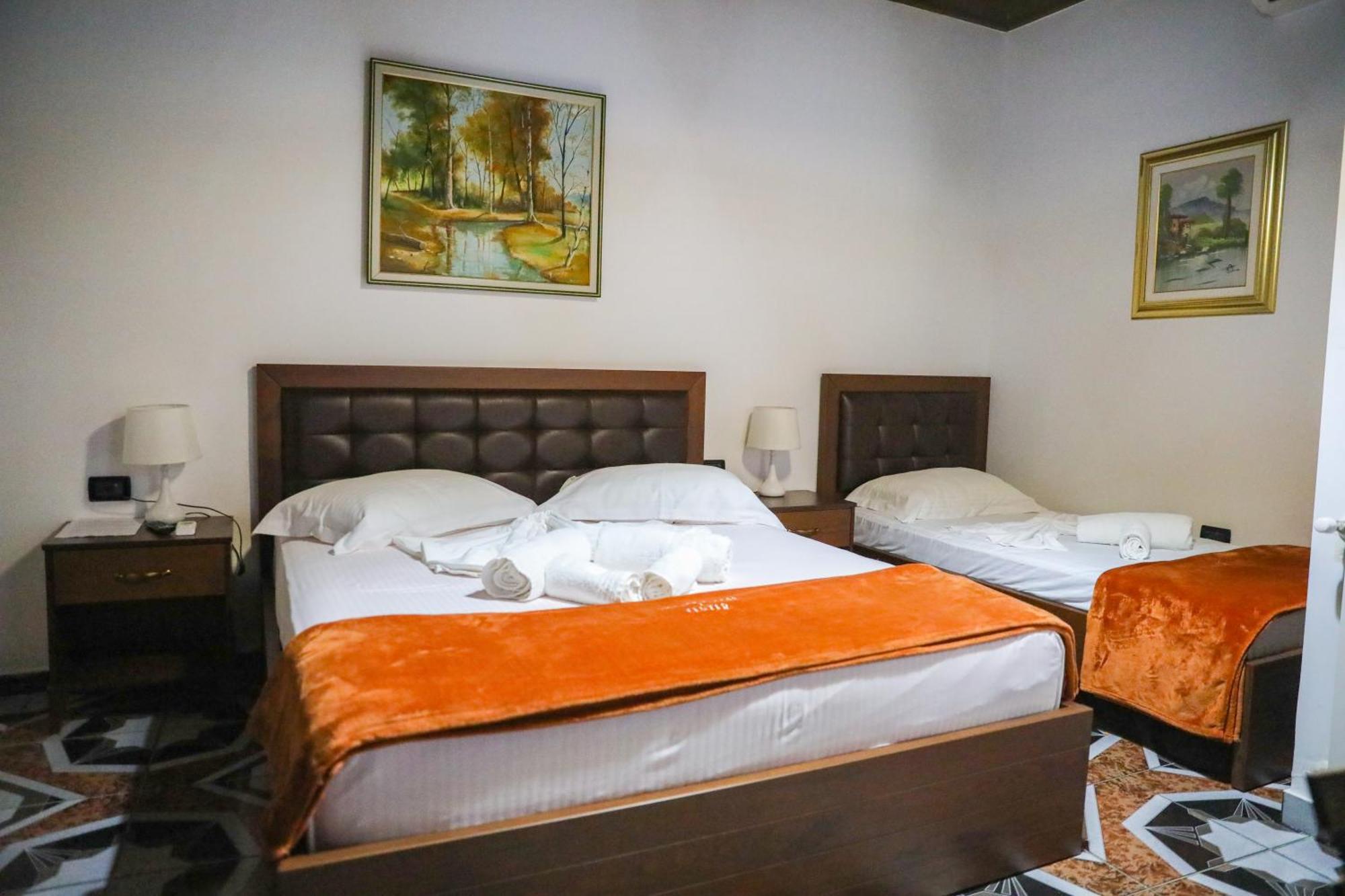 Villa Palma Center Berat Room photo