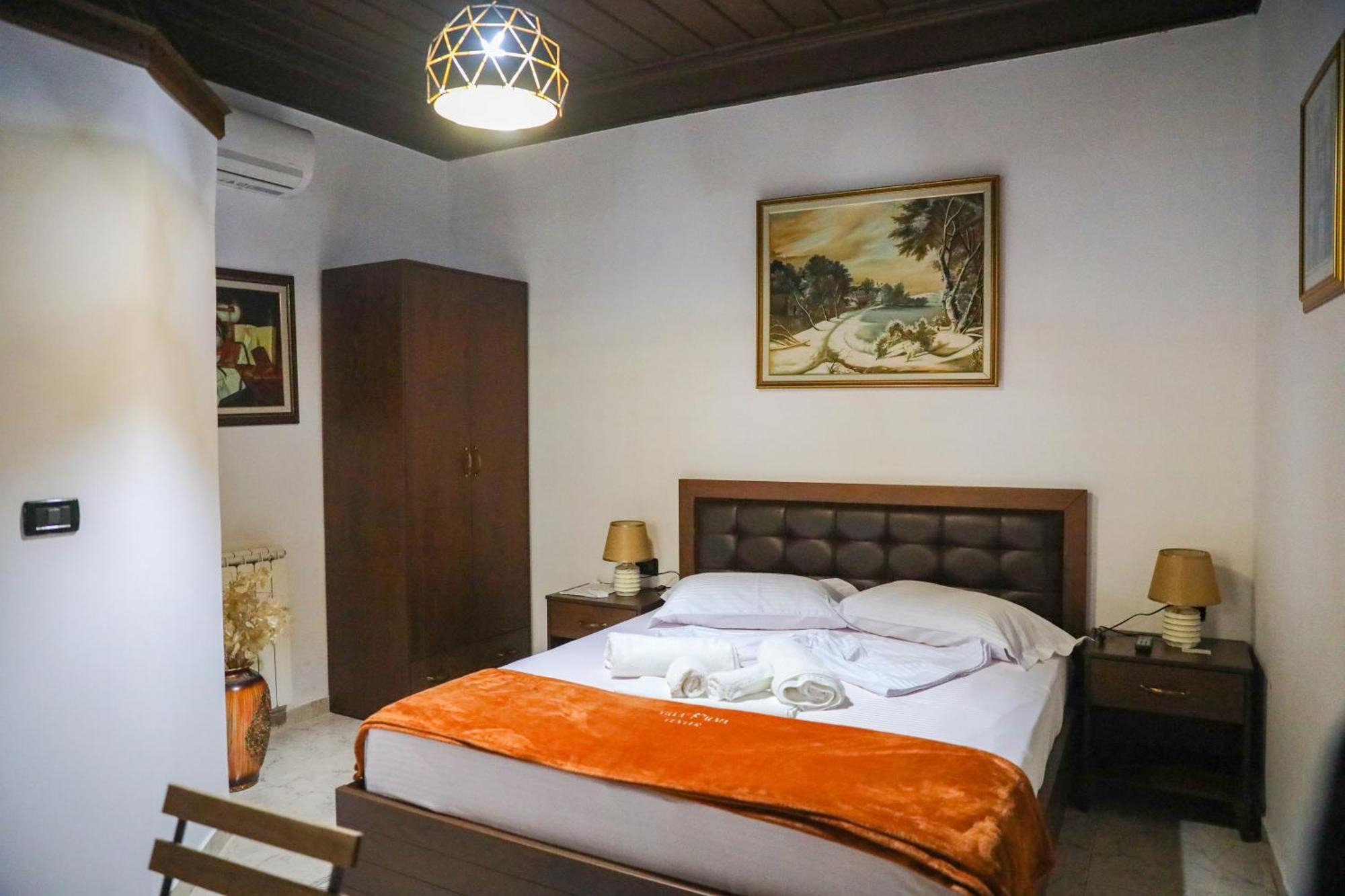 Villa Palma Center Berat Room photo